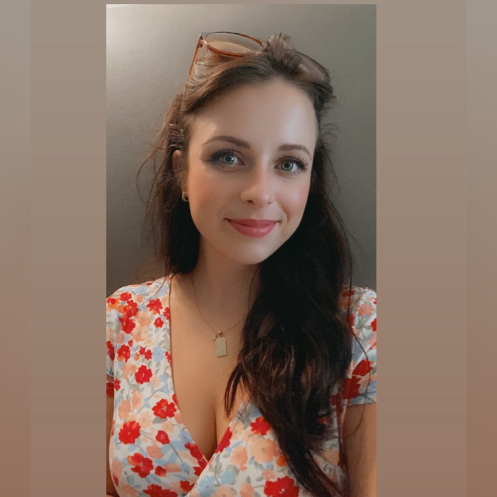 Meet your Posher, Hannah